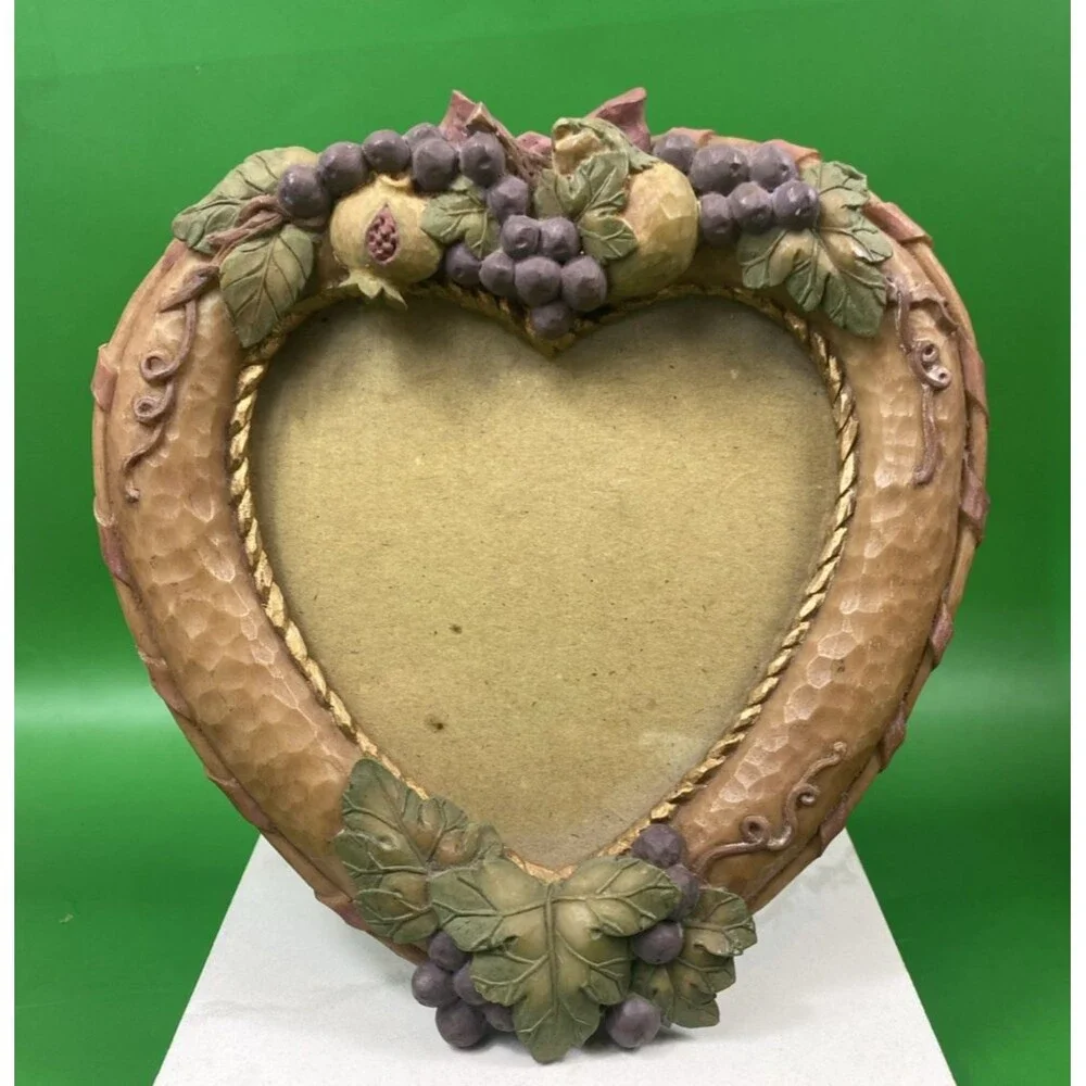 Vintage Russ Berrie Co Heart Picture Frame Resin Fruit Holds 4